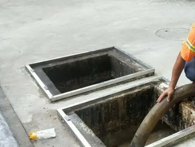 天峻化粪池清理