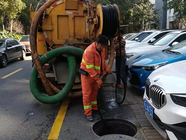 天峻排污管道清淤